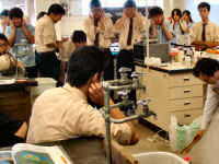 �⍪�����̏o���u�`�E���R���ȑ�w���������w�Z