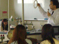 坂根弦太の出張講義・岡山理科大学附属高等学校