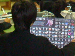 �⍪�����̏o���u�`�E���Ɍ������������w�Z