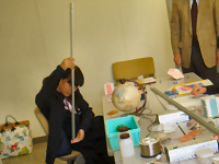 �⍪�����̏o���u�`�E���R�s�����k���w�Z